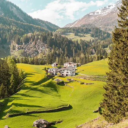 Romantic Standalone 5 In Valposchiavo *