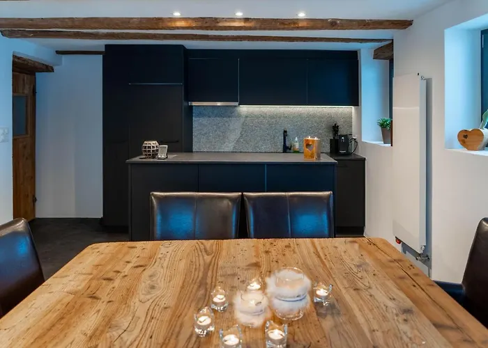 Romantic Standalone 5 In Valposchiavo Vakantiehuis *